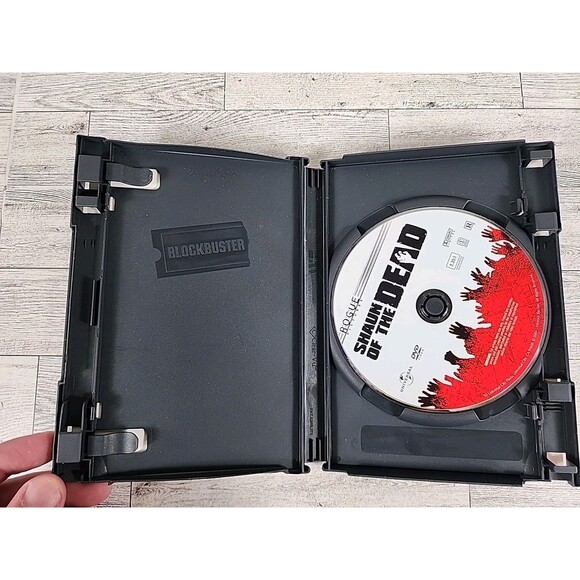 Shaun of the Dead (DVD, 2004) Preowned Blockbuster Case - Picture 3 of 3